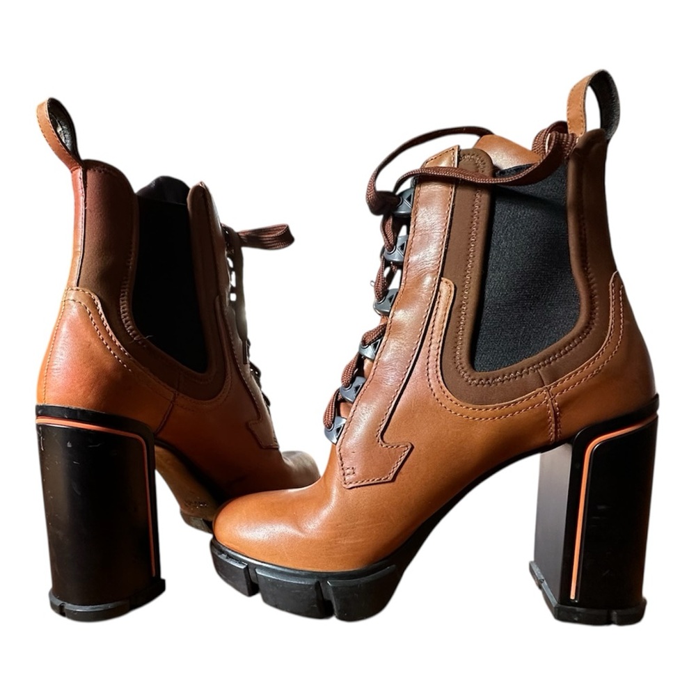 Prada Two-Tone Lace-Up Ankle Boots -‎ Tan/Black - 40 (US 9)